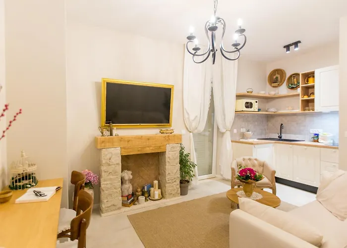 Back In Time Luxury 2 *