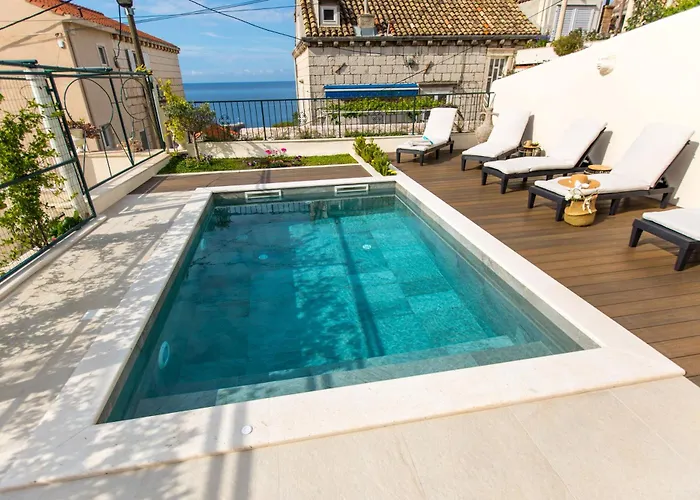 Back In Time Luxury 2 דירה דוברובניק