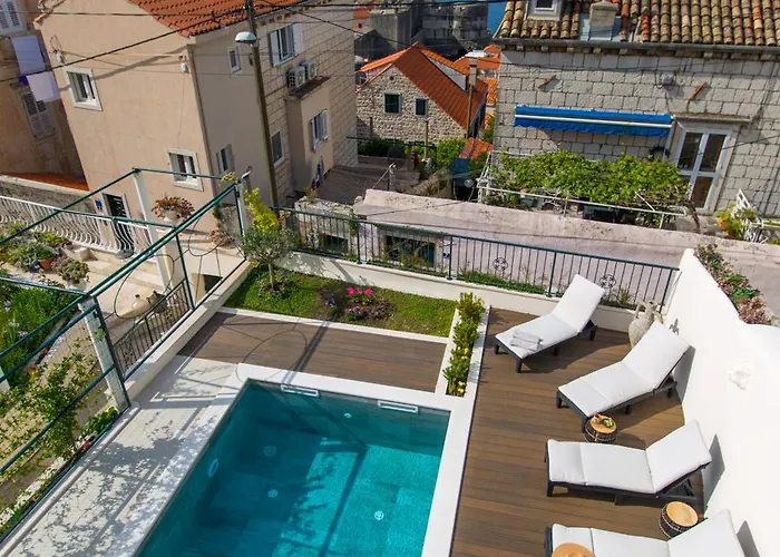 Back In Time Luxury 2 דירה דוברובניק