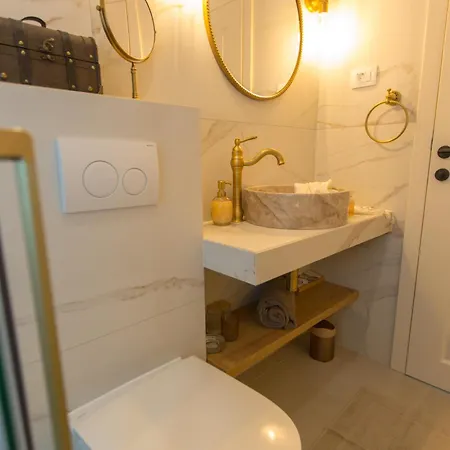 Διαμέρισμα Back In Time Luxury 2